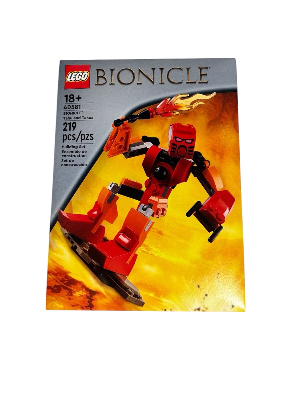 Lego Bionicle Tahu and Takua Set (#40581)